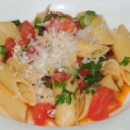 PASTA WITH A FRESH TOMATO AND BRIE SAUCE