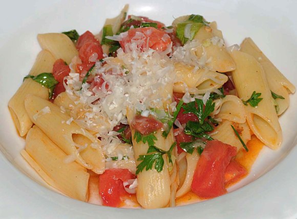 PASTA WITH TOMATO AND BRIE SAUCE.jpg